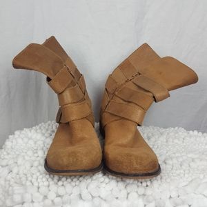 Gianni Bini Calf Boots Tan SZ 7